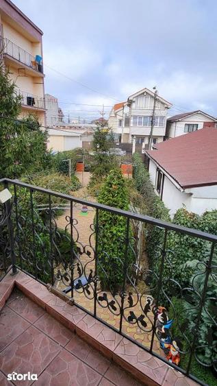 Casă cu 4 camere cu Teren 360 Mp în CET