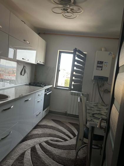 Apartament cu 2 camere decomandat în Exterior Vest