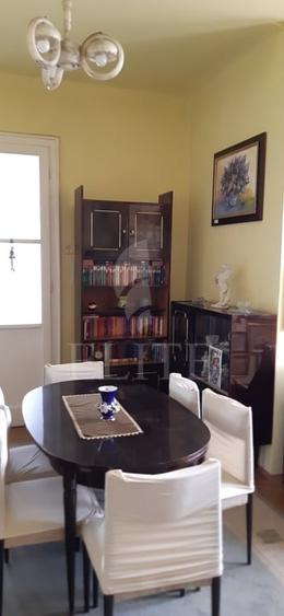 Apartament cu 3 camere semidecomandat, mobilat în Central