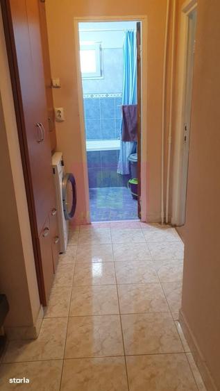 Apartament cu 3 camere decomandat în Morarilor