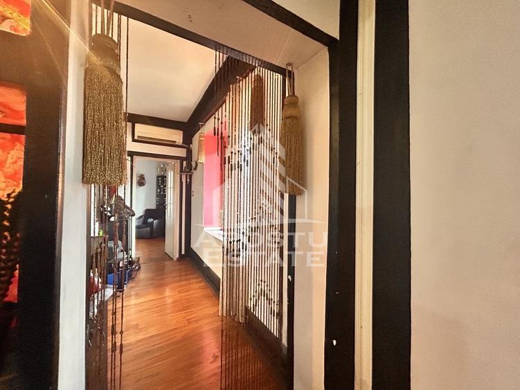 Apartament cu 3 camere semidecomandat, mobilat în Iosefin