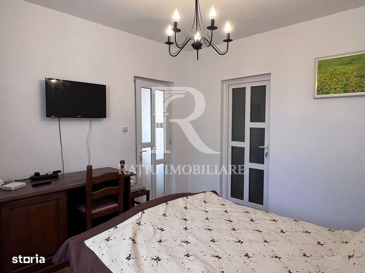 Casă cu 4 camere în Sântandrei