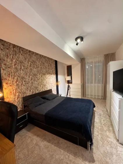 Apartament cu 2 camere semidecomandat, mobilat în Vitan Mall