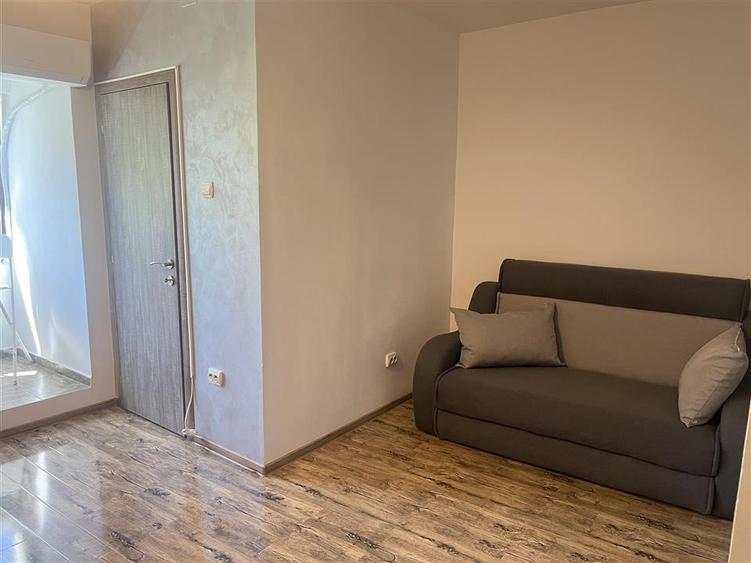 Garsonieră decomandată, mobilată în Tei