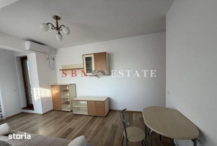 Apartament cu 2 camere decomandat în 1 Mai