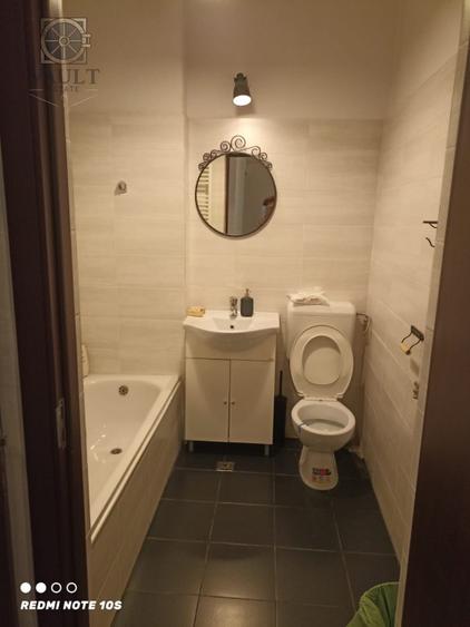 Apartament cu 3 camere semidecomandat în Știrbei Vodă