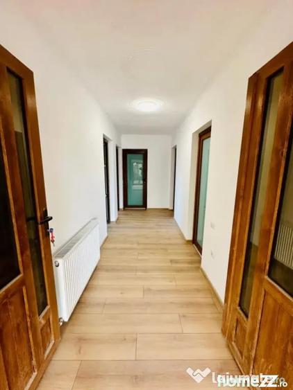 Casă cu 5 camere cu Teren 450 Mp în Central