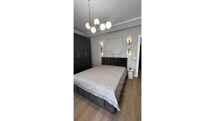Apartament cu 3 camere decomandat, mobilat în Pipera