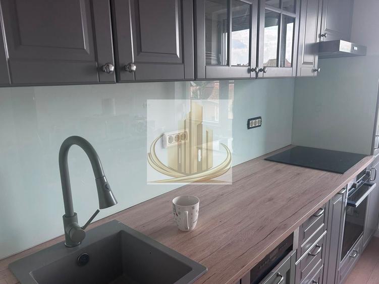 Apartament cu 2 camere semidecomandat, mobilat în Central