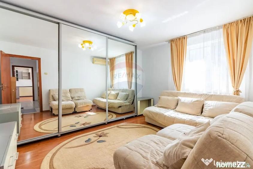 Apartament cu 2 camere decomandat în Industriilor