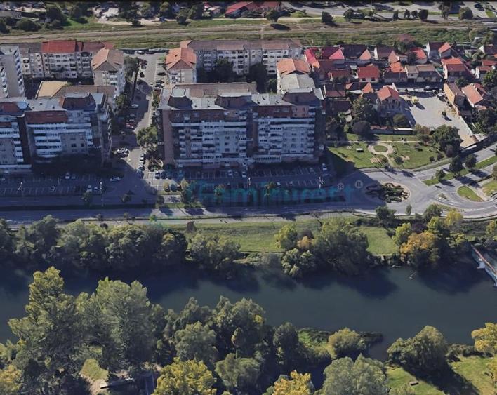Apartament cu 3 camere decomandat în Dragoș Vodă