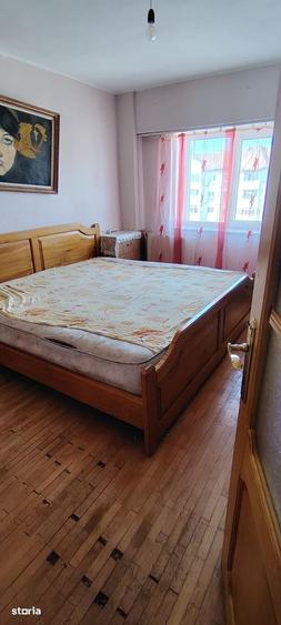 Apartament cu 4 camere în Central