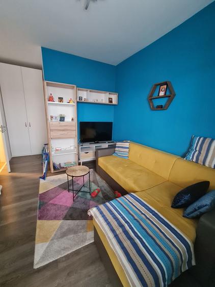 Apartament cu 2 camere decomandat în 1 Decembrie 1918