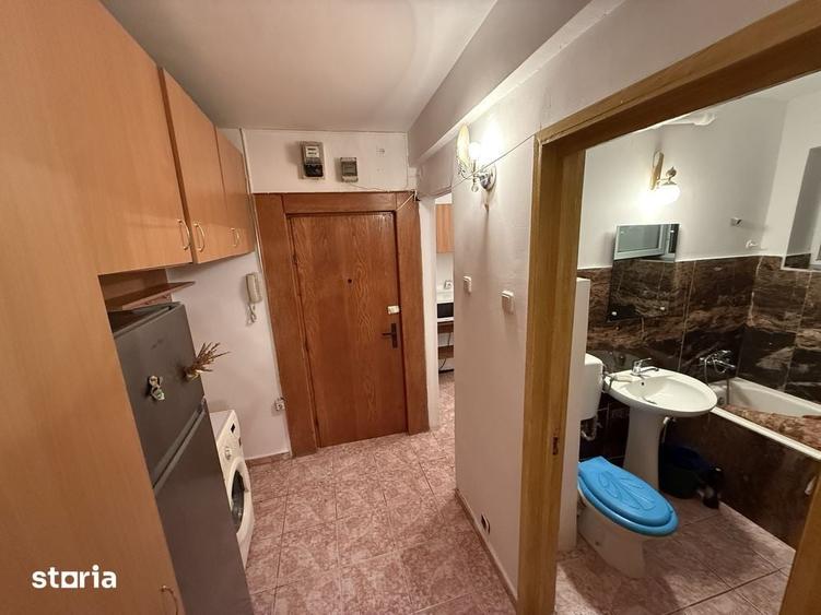 Apartament cu 2 camere semidecomandat în Tomis III