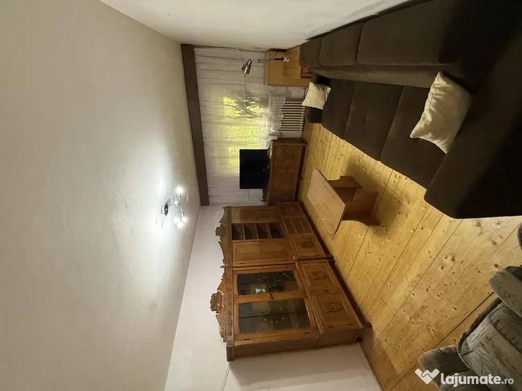 Apartament cu 2 camere decomandat în Calea București