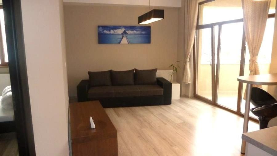 Apartament cu 2 camere decomandat în Moșilor