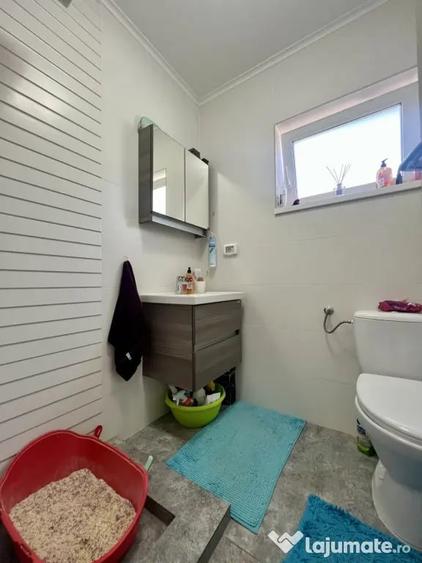 Casă cu 3 camere cu Teren 250 Mp în Giroc
