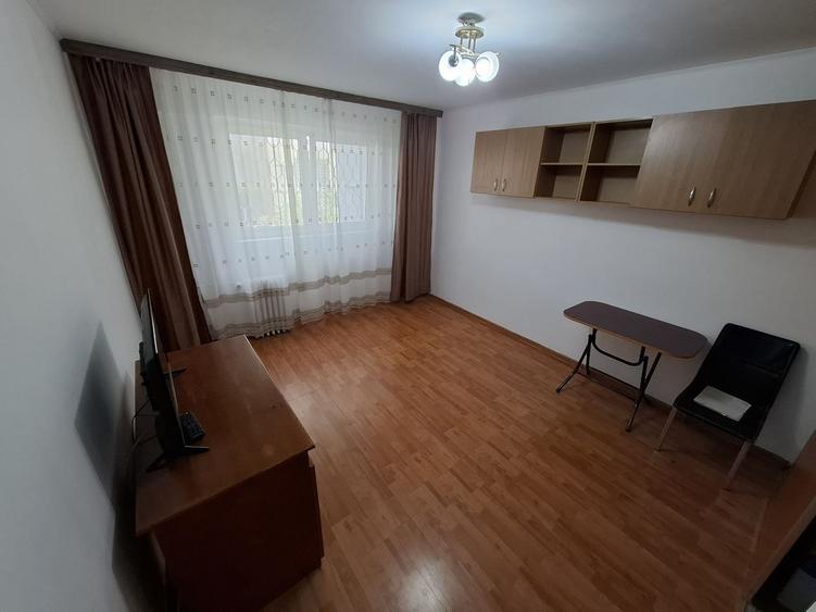 Garsonieră semidecomandată în CET