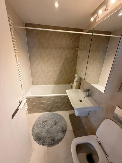 Apartament cu 2 camere semidecomandat în Aviației