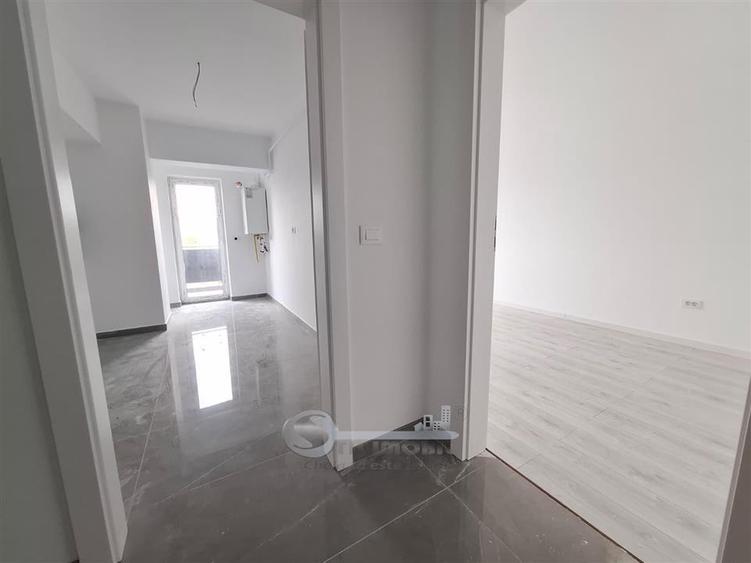 Apartament cu 3 camere decomandat în Galata