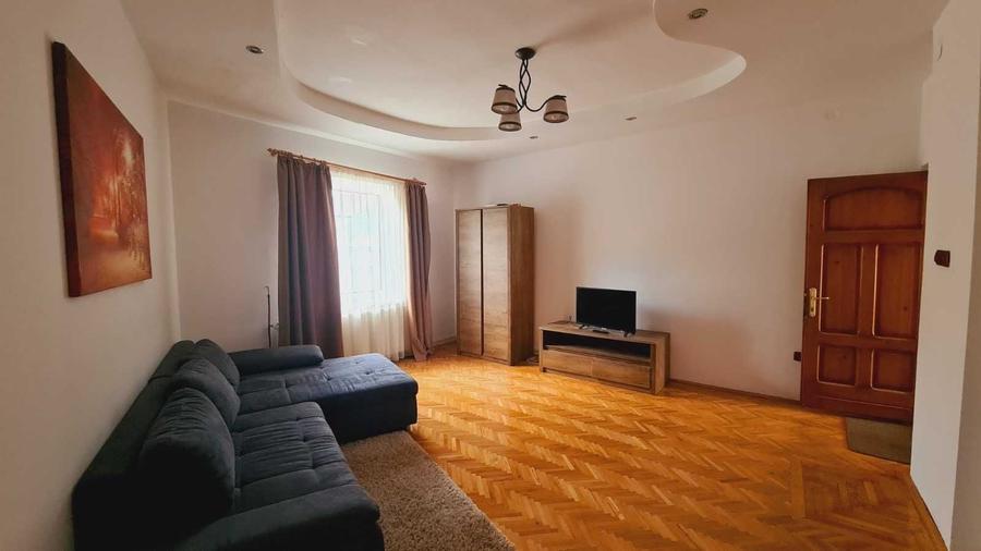 Apartament cu 2 camere decomandat în Drumul Carului