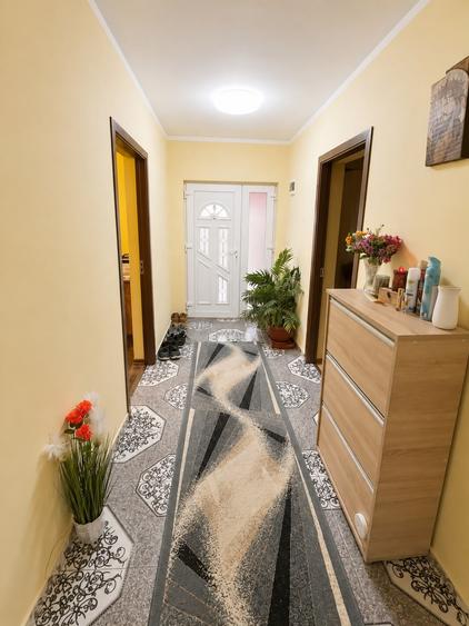 Casă individuală cu 3 camere cu Teren 850 Mp în Cetate