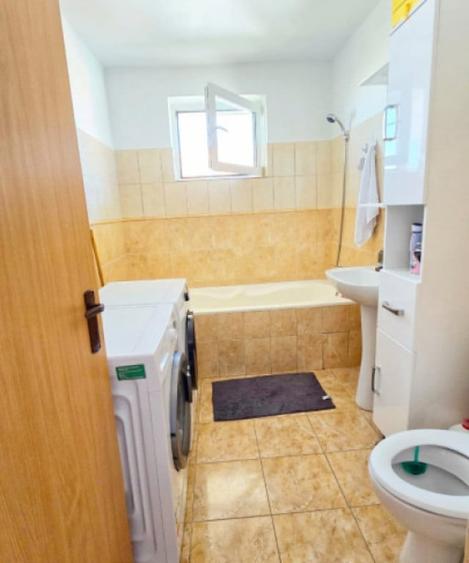 Apartament cu 2 camere semidecomandat în Bună Ziua