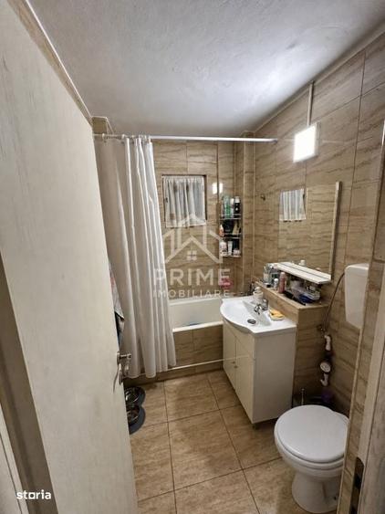 Apartament cu 2 camere decomandat în Ciumbrud