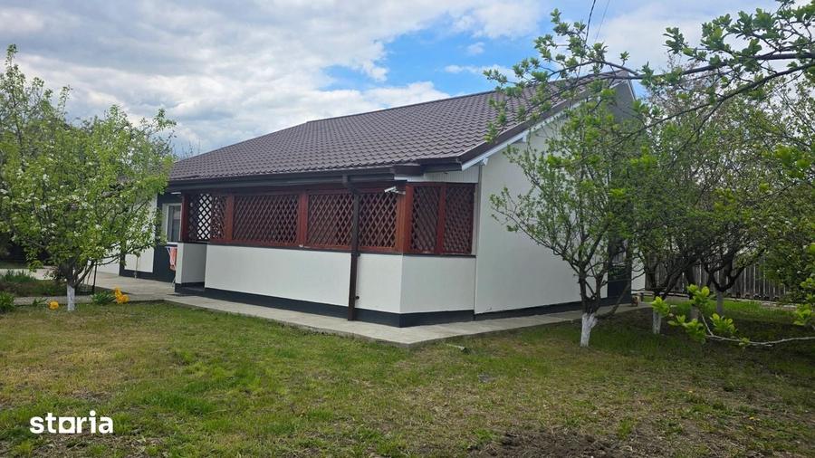 Casă cu 3 camere cu Teren 700 Mp în Ciurea