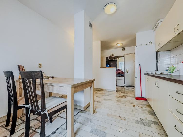 Apartament cu 2 camere decomandat, mobilat în Mărăști