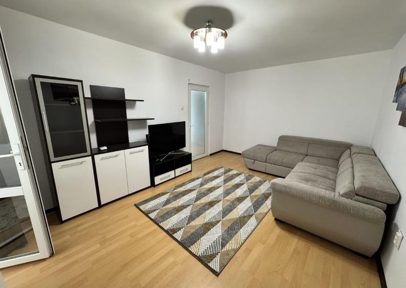 Apartament cu 2 camere decomandat, mobilat în Tomis Nord