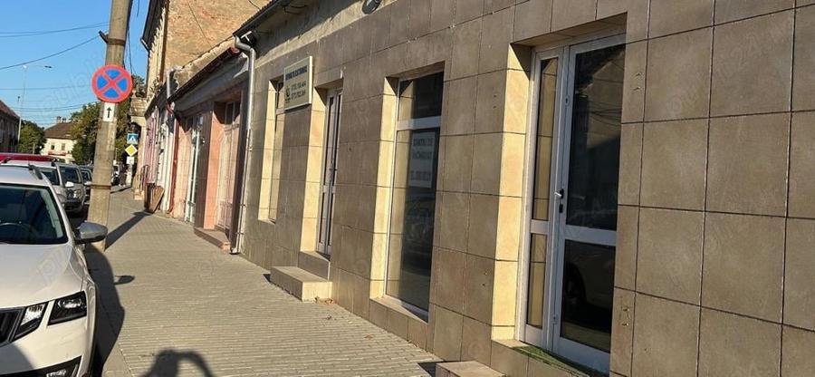 Spațiu comercial, de 80 mp, în Ultracentral