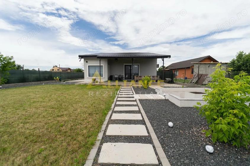 Casă cu 4 camere cu Teren 755 Mp în Frumușani