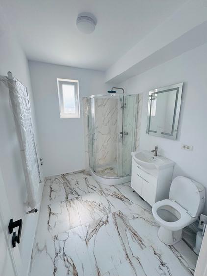 Casă cu 4 camere cu Canalizare în Prelungirea Ghencea