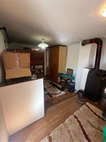 Casă cu 2 camere cu Teren 220 Mp în Schela