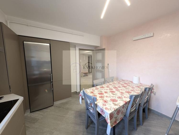 Apartament cu 3 camere decomandat, mobilat în Mărăști