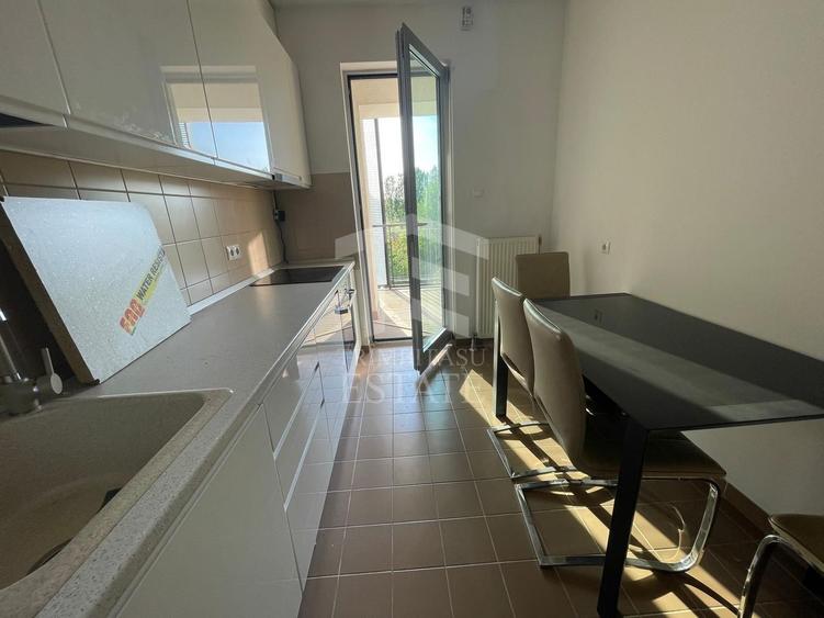 Apartament cu 3 camere decomandat, mobilat în Mihai Bravu