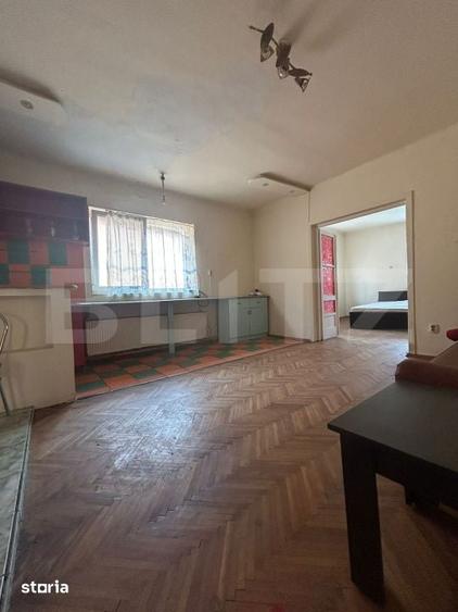 Casă cu 2 camere cu Teren 200 Mp în Central