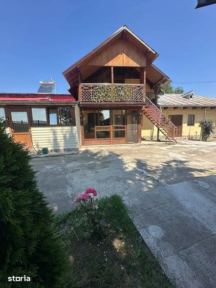 Casă cu 3 camere cu Teren 430 Mp în Central