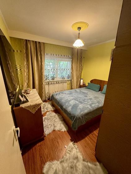 Apartament 2 camere decomandat Poarta 6 - 1