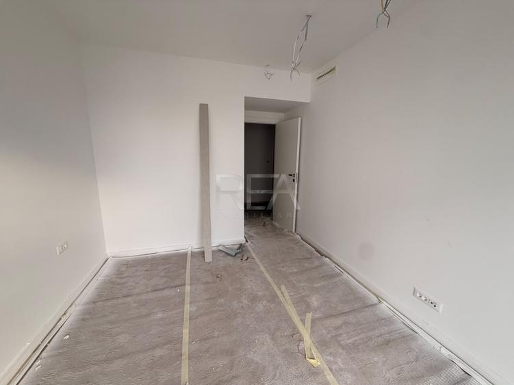 Apartament cu 2 camere decomandat în Aviației