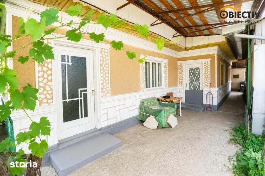 Casă cu 2 camere cu Teren 380 Mp în Central