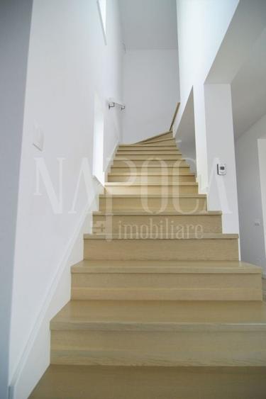 Casa 5 camere de vanzare in Floresti - 12