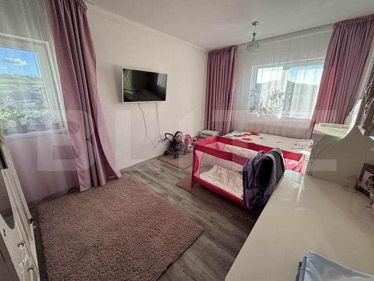 Apartament cu 4 camere decomandat, mobilat în Șimleu Silvaniei