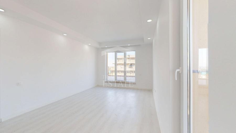 Penthouse cu 3 camere decomandat în Ștefăneștii de Jos