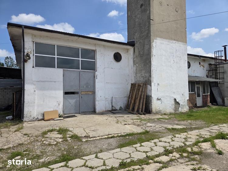 Spațiu comercial, de 260 mp, în Amara