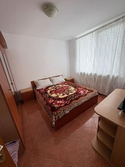 Apartament cu 2 camere decomandat în Precista