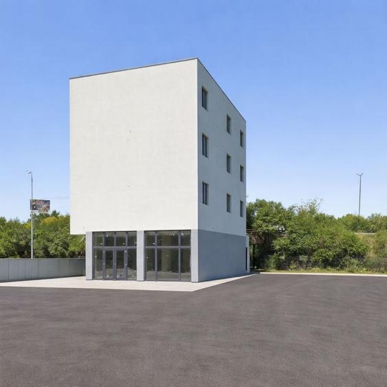 Spațiu comercial, de 590 mp, în Central