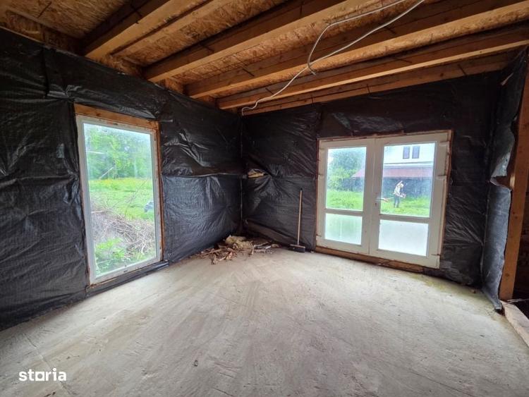 Casă cu 3 camere cu Teren 466 Mp în Brebu