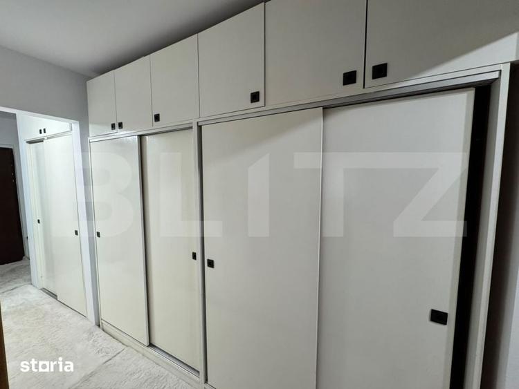 Apartament cu 4 camere în Sărari